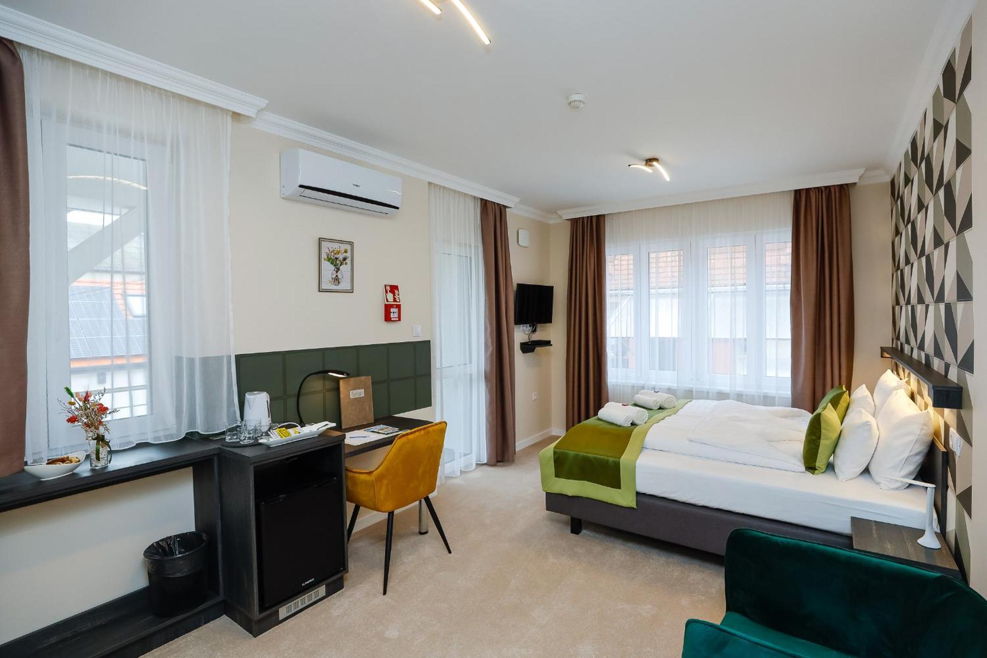 Lumen Gasztropanzio Bed & Breakfast Eger Exterior foto