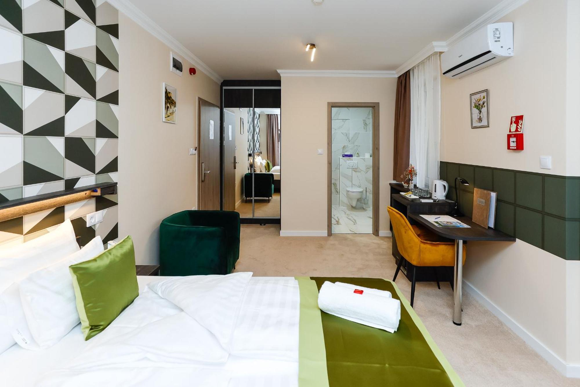 Lumen Gasztropanzio Bed & Breakfast Eger Exterior foto